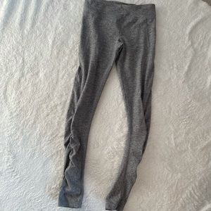 IVIVVA grey ruched legging 10 EUC soft